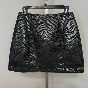 Chic Zebra Patterned Skirt